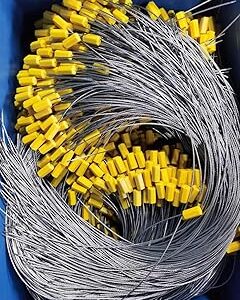 24 Steel Wire Cable Seals Tamper Resistant Security Tags Numbered Garden Marking Label Lock Strip Self-Locking Padlock Length 60 cm (Pack of 100pcs) (Yellow)